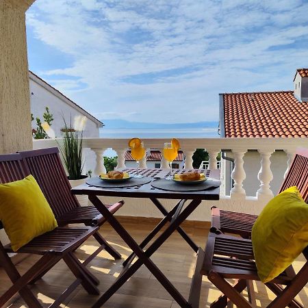 Apartments Orhidelia Njivice Ngoại thất bức ảnh