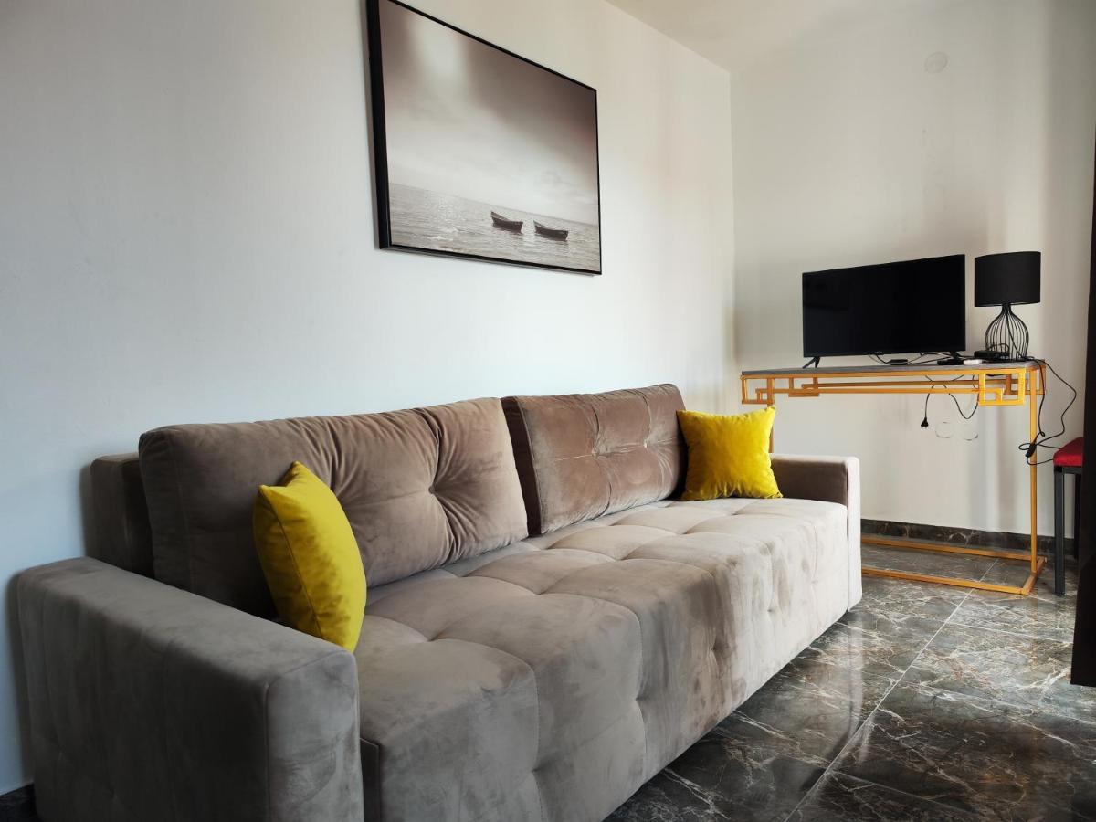 Apartments Orhidelia Njivice Ngoại thất bức ảnh