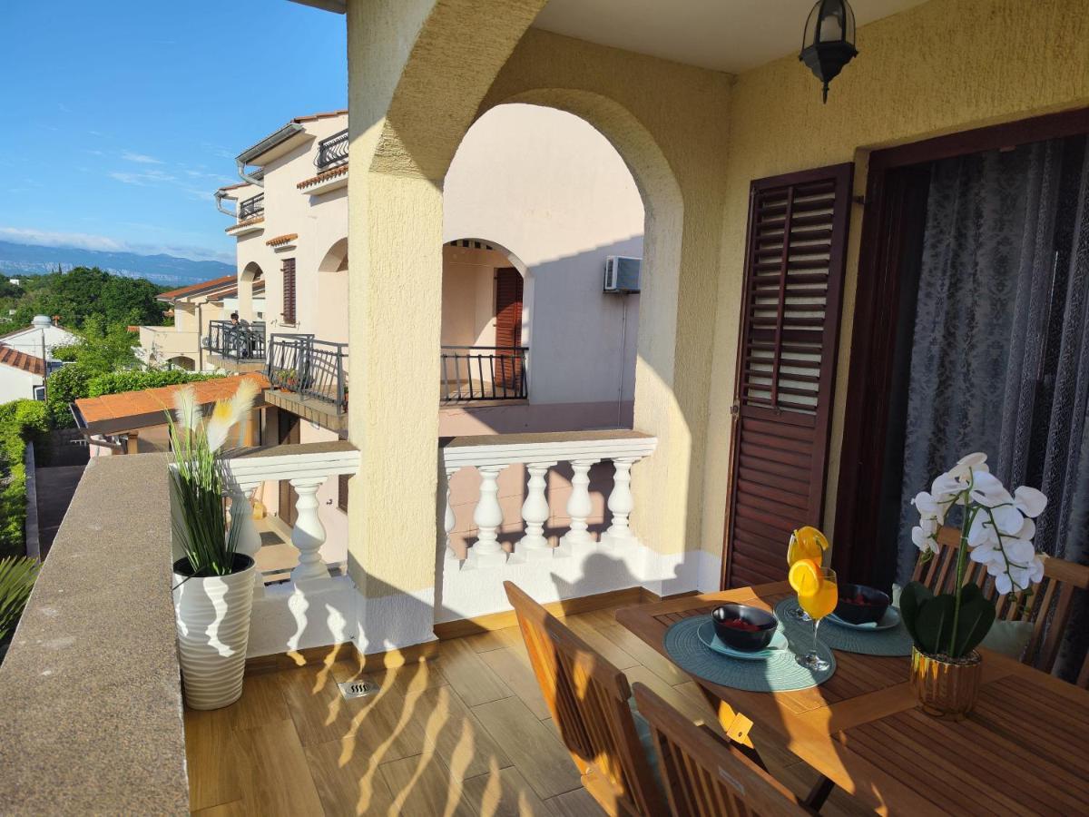 Apartments Orhidelia Njivice Ngoại thất bức ảnh