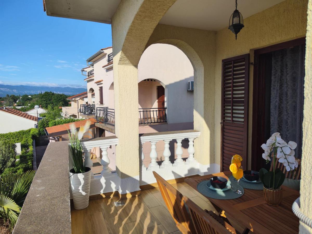 Apartments Orhidelia Njivice Ngoại thất bức ảnh