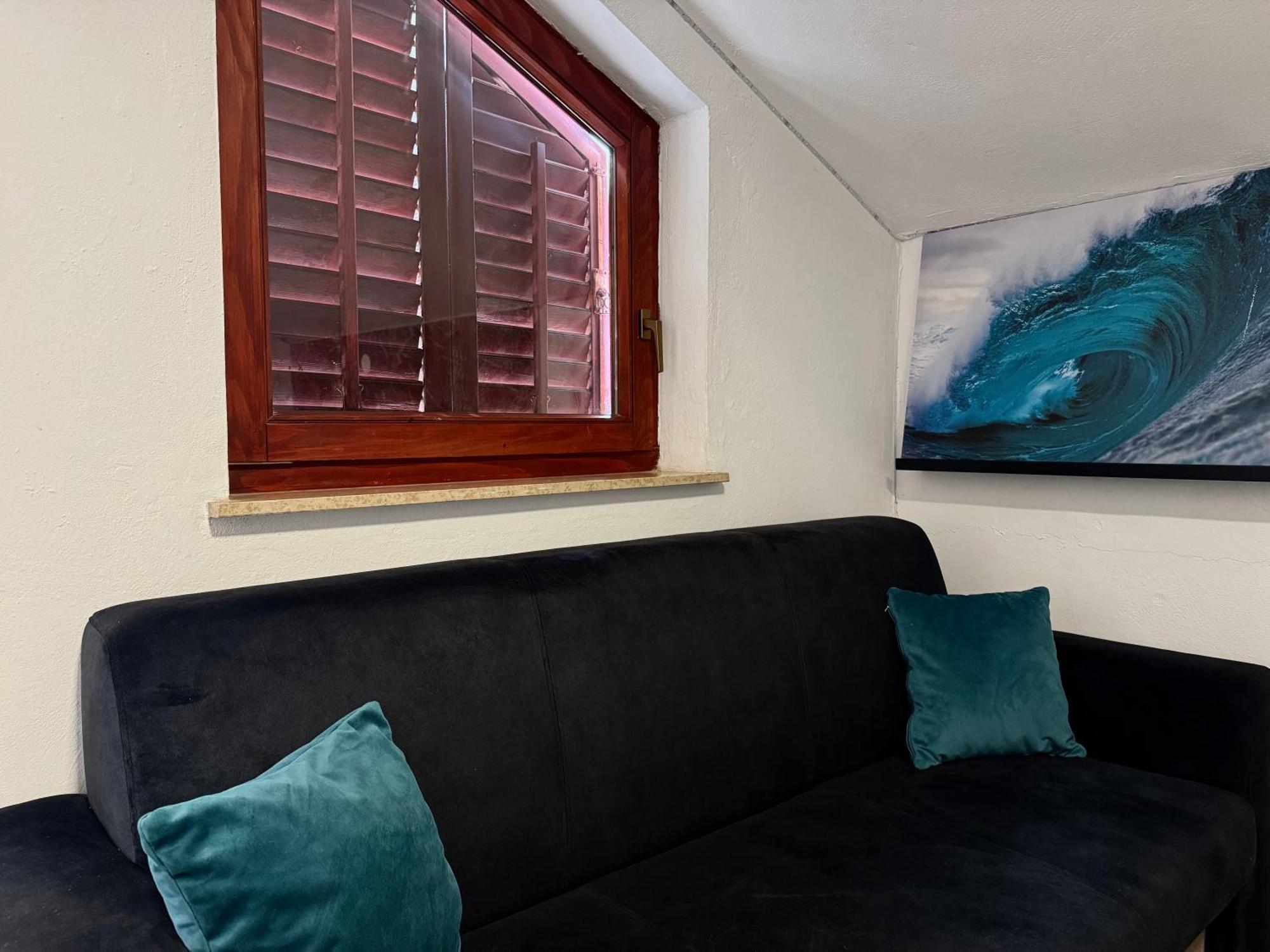 Apartments Orhidelia Njivice Ngoại thất bức ảnh