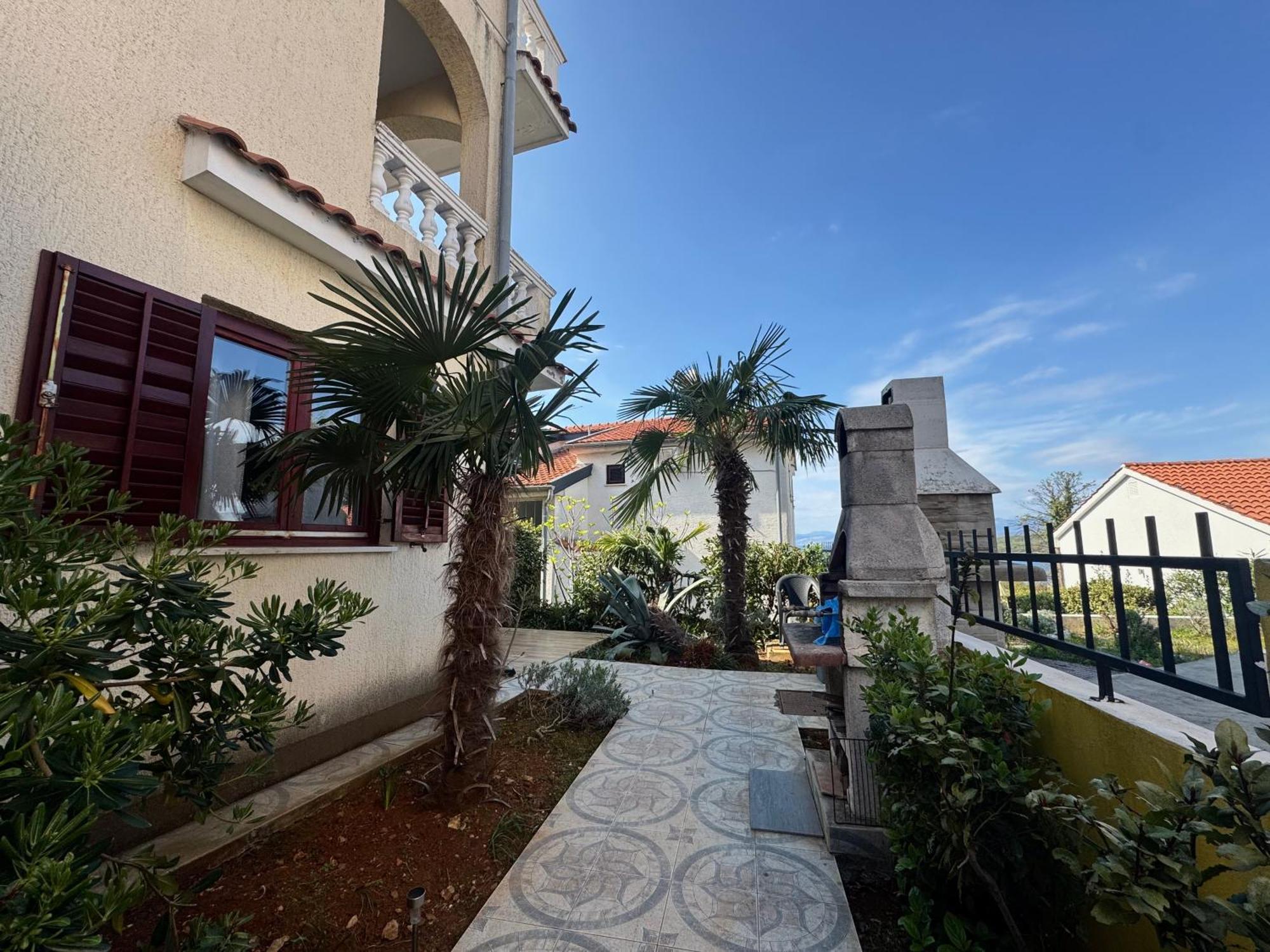 Apartments Orhidelia Njivice Ngoại thất bức ảnh